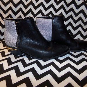 Circus By Sam Edelman Holt Bootie - Size 7